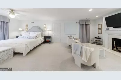 6250 Weatherly Drive, Atlanta, GA 30328 - Photo 24