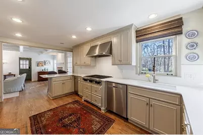 6250 Weatherly Drive, Atlanta, GA 30328 - Photo 14