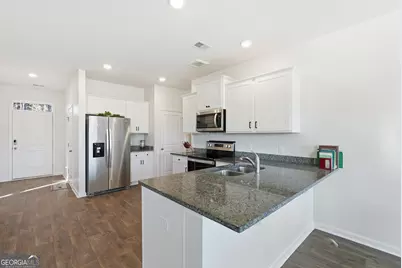 160 Troupe Drive, Savannah, GA 31407 - Photo 10
