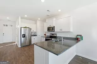 160 Troupe Dr, Savannah, GA 31407 - Photo 10