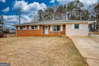 1924 Mural Circle, Morrow, GA 30260 - Photo 1