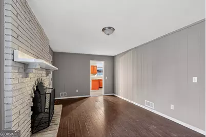 1093 S Indian Creek Drive, Stone Mountain, GA 30083 - Photo 10