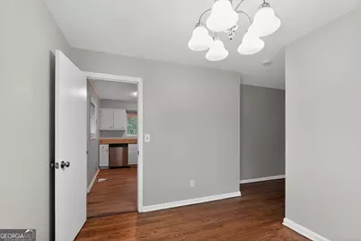 418 Colchester Drive, Stone Mountain, GA 30088 - Photo 10