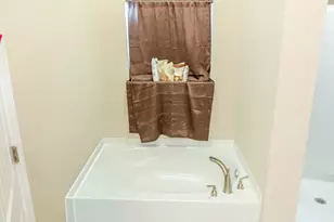 862 Crescent Ln, Griffin, GA 30224 - Photo 12