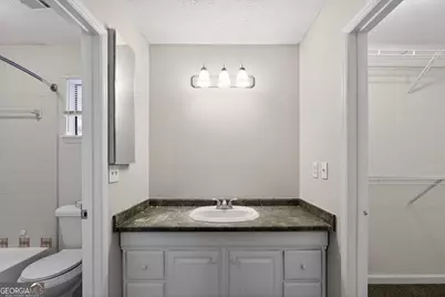 1056 Park Forest Trail NW, Lilburn, GA 30047 - Photo 28