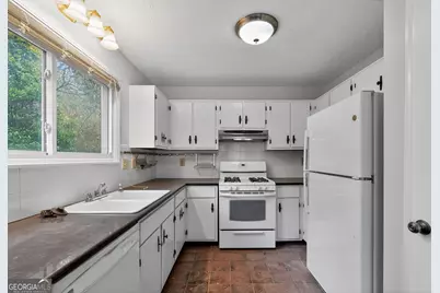 1056 Park Forest Trail NW, Lilburn, GA 30047 - Photo 12