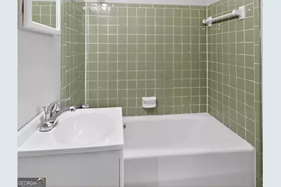 4902 Pine Hill Court E, Stone Mountain, GA 30088 - Photo 24