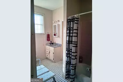 2722 Suwanee Avenue, Macon, GA 31204 - Photo 2