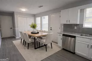 9221 Green Side Path, Riverdale, GA 30274 - Photo 10