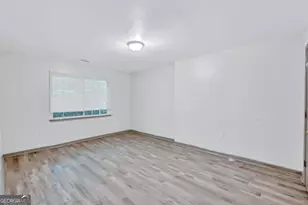 968 Sexton Dr, Stone Mountain, GA 30083 - Photo 14