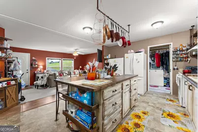 266 Robin Hood Drive, Murrayville, GA 30564 - Photo 10