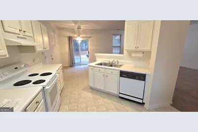 45 Chemin Place, Sharpsburg, GA 30277 - Photo 12