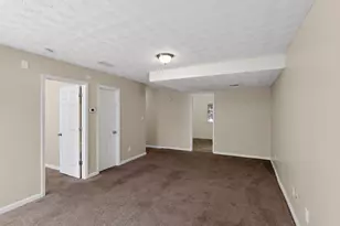 105 Solomon Dr, Ellenwood, GA 30294 - Photo 12