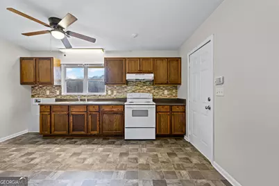 257 Fayetteville Road, Fairburn, GA 30213 - Photo 8