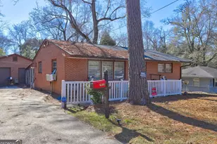 2918 Emerson Cir, Macon, GA 31206 - Photo 2