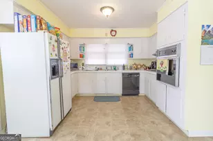 317 Georgia Ave, Winder, GA 30680 - Photo 16