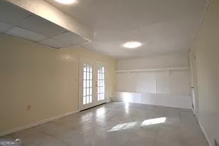 1865 Oxford Dr, Morrow, GA 30260 - Photo 12