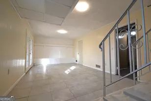 1865 Oxford Dr, Morrow, GA 30260 - Photo 14