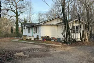 250 Robin Hood Ln, Hampton, GA 30228 - Photo 2