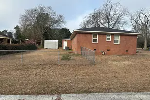 1300 Stonewall St, Dublin, GA 31021 - Photo 10