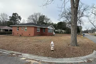 1300 Stonewall St, Dublin, GA 31021 - Photo 12