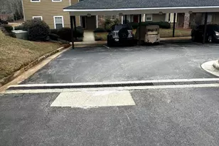 92 Glen Eagle Ct, Clayton, GA 30525 - Photo 1