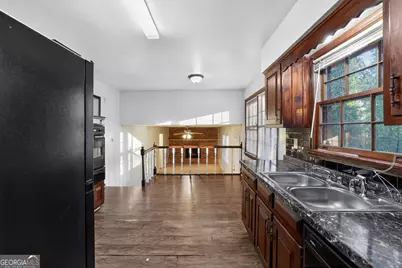 1201 Hunters Glen Drive, Stone Mountain, GA 30083 - Photo 22