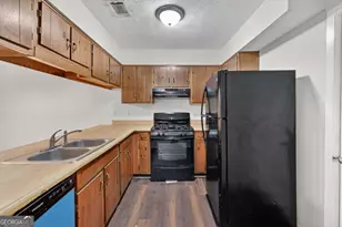 730 Brittany Ct, Stone Mountain, GA 30083 - Photo 18