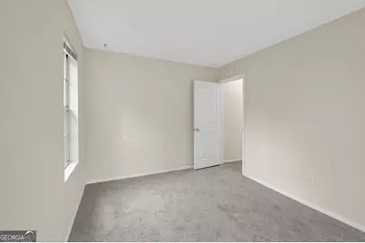 730 Brittany Court, Stone Mountain, GA 30083 - Photo 8