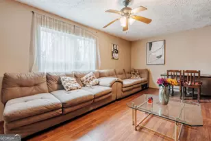 5408 Waterwood Dr, Gainesville, GA 30506 - Photo 2