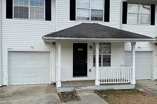 1202 Pinedale Cir NW, Conyers, GA 30012 - Photo 2