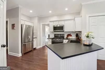 12245 Greenmont Walk, Alpharetta, GA 30009 - Photo 6