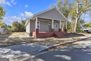 604 Holiday St, Valdosta, GA 31601 - Photo 1