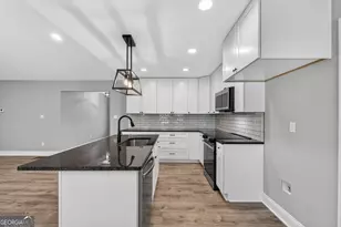 7749 Bromley Ct, Jonesboro, GA 30236 - Photo 16