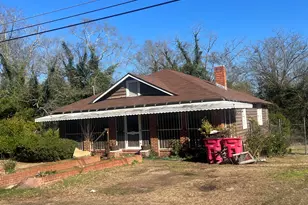 765 Magnolia Dr, Macon, GA 31217 - Photo 1