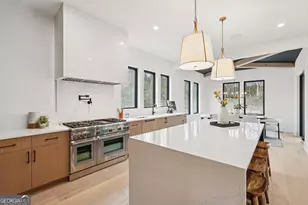 235 Winterberry Wy, Roswell, GA 30075 - Photo 14