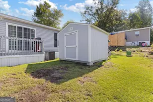 26 E Meadow Ln, Conyers, GA 30012 - Photo 2