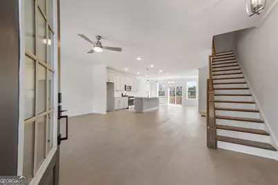 624 Oakleaf Grove Lane, Sugar Hill, GA 30518 - Photo 4