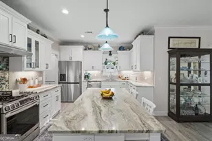 1017 Captains Cv Wy, Saint Simons, GA 31522 - Photo 10