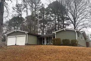 152 Club Cir, Stockbridge, GA 30281 - Photo 1