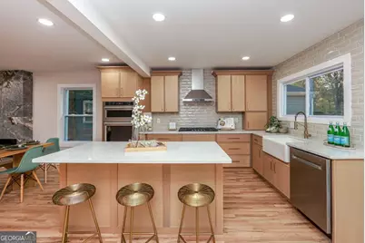 2566 Creekwood Terrace, Decatur, GA 30030 - Photo 8