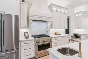 181 Rice Mill, Saint Simons, GA 31522 - Photo 14