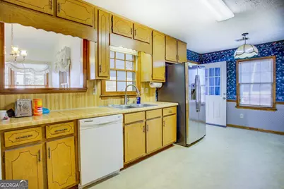 1576 Cherry Hill Court SW, Conyers, GA 30094 - Photo 10