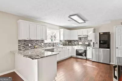 2828 Amhurst Way NW, Kennesaw, GA 30144 - Photo 8