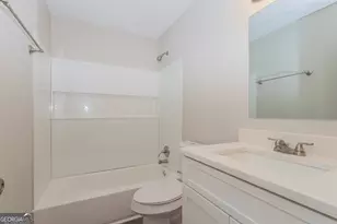 565 Greenview Ave SE, Conyers, GA 30094 - Photo 14