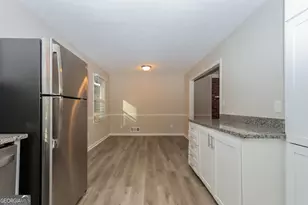 565 Greenview Ave SE, Conyers, GA 30094 - Photo 6