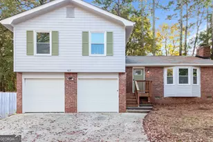 565 Greenview Ave SE, Conyers, GA 30094 - Photo 1