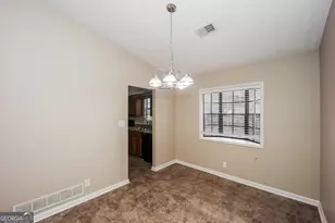 284 Independence Dr, Jonesboro, GA 30238 - Photo 4