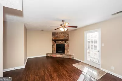 284 Independence Drive, Jonesboro, GA 30238 - Photo 2