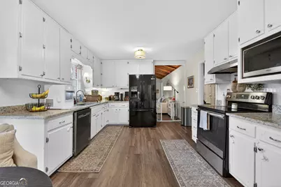 209 Laramie Road, Griffin, GA 30224 - Photo 2